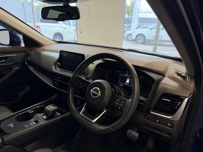 2024 Nissan X-TRAIL ST-L