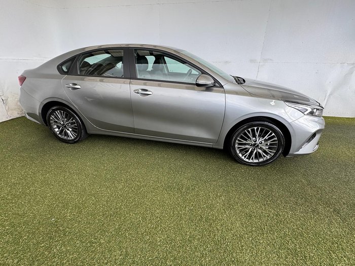 2023 Kia Cerato Sport+