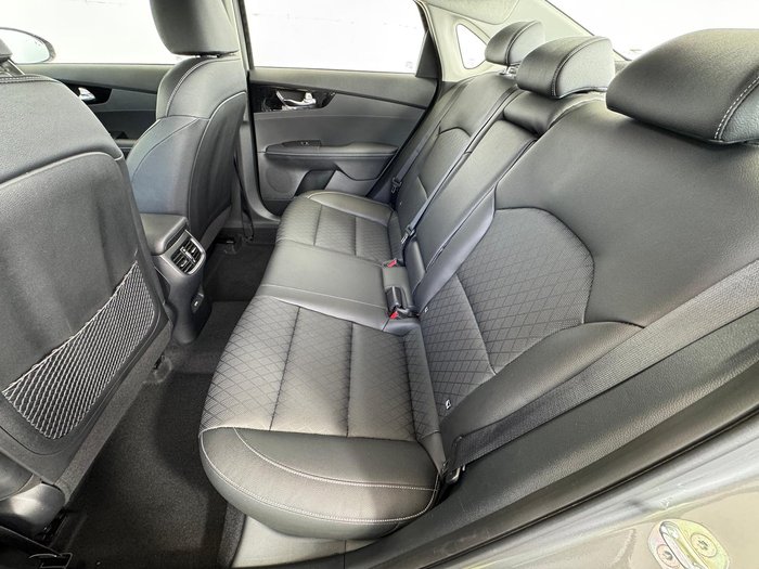 2023 Kia Cerato Sport+