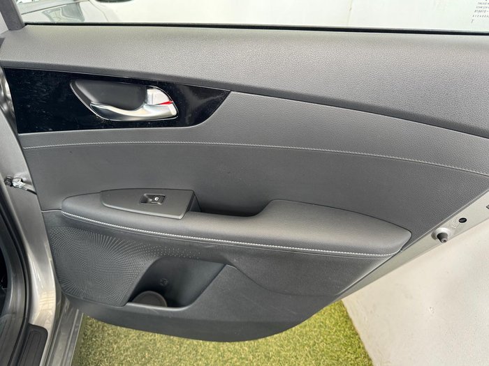 2023 Kia Cerato Sport+