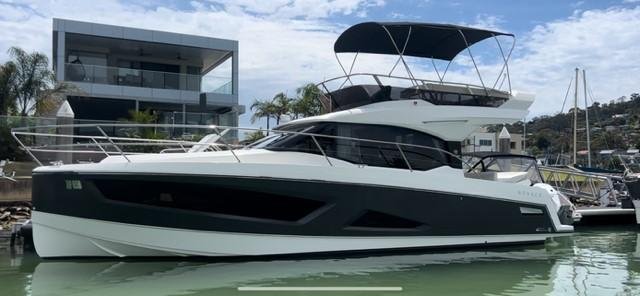 2023 PARKER Monaco 110 Flybridge