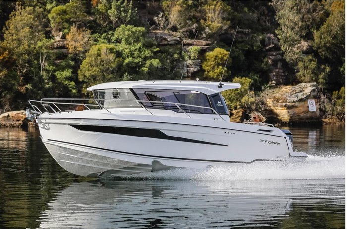 2025 PARKER 790 Explorer