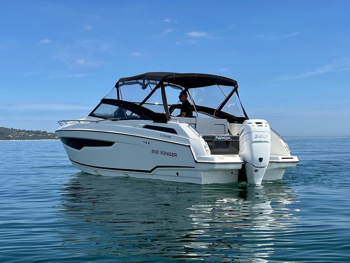 2023 PARKER 850 Voyager