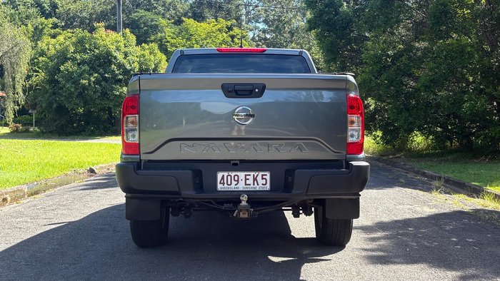2022 Nissan Navara SL