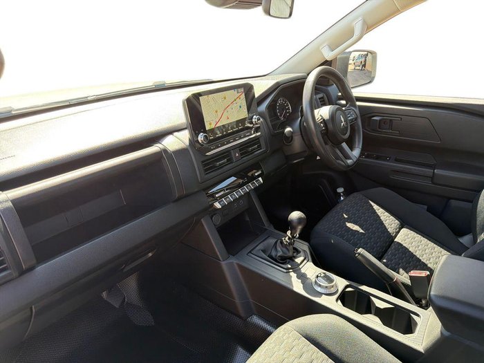 2000 Mitsubishi Triton