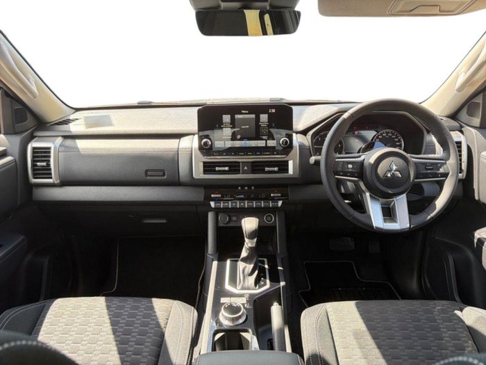 2000 Mitsubishi Triton