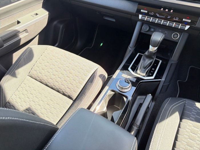2000 Mitsubishi Triton