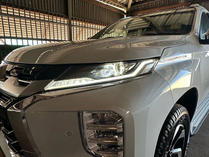 2000 Mitsubishi Pajero Sport