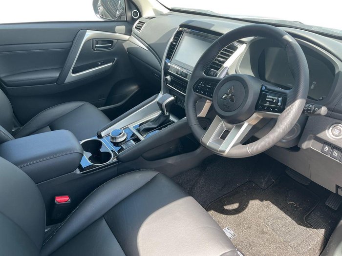 2000 Mitsubishi Pajero Sport