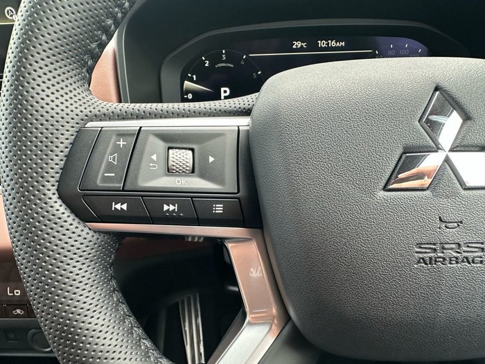 2025 Mitsubishi Outlander