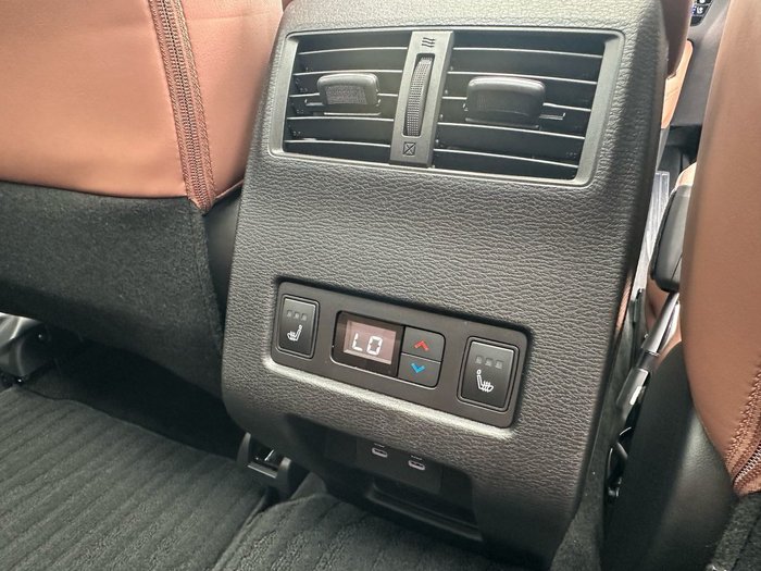 2025 Mitsubishi Outlander
