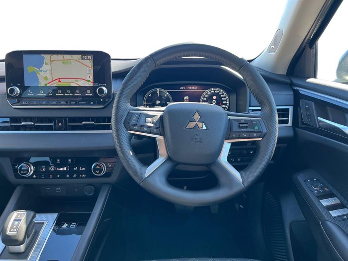 2025 Mitsubishi Outlander PHEV Exceed