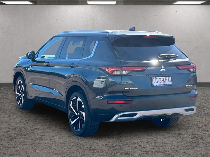 2025 Mitsubishi Outlander PHEV Exceed