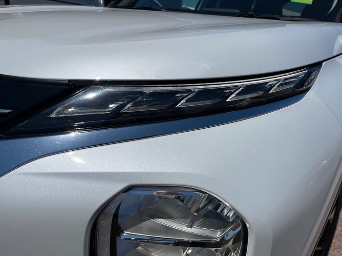 2025 Mitsubishi Outlander PHEV Exceed