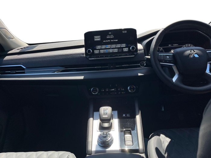 2025 Mitsubishi Outlander PHEV Exceed
