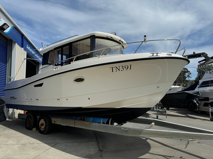 2017 Arvor 905 Sportsfish