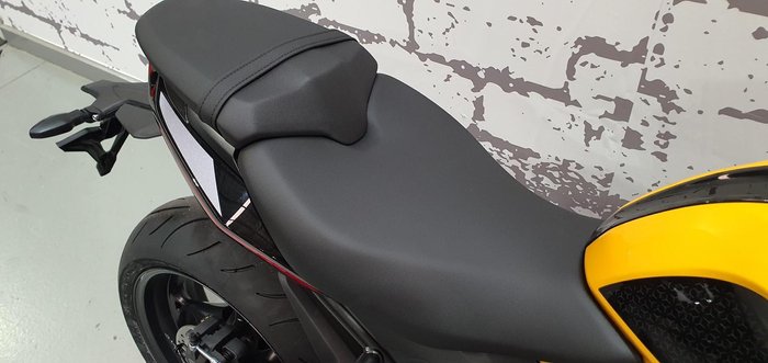 2026 Triumph Daytona 660 LAMS Daytona Yellow