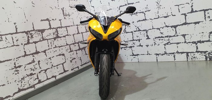 2026 Triumph Daytona 660 LAMS Daytona Yellow