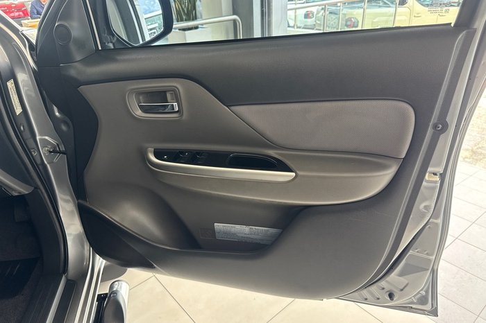 2015 Mitsubishi Triton GLS