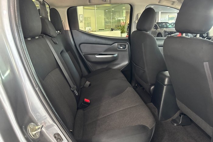 2015 Mitsubishi Triton GLS