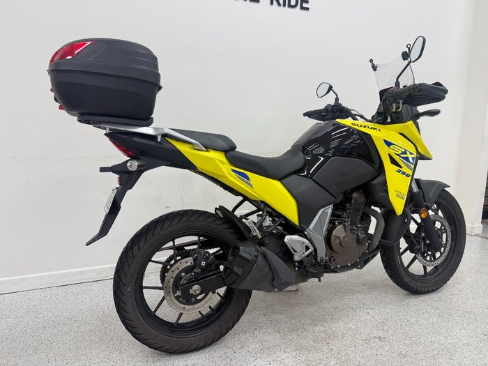 2024 Suzuki 2024 Suzuki 250CC V-STROM 250SX (DS250RLM4) Yellow