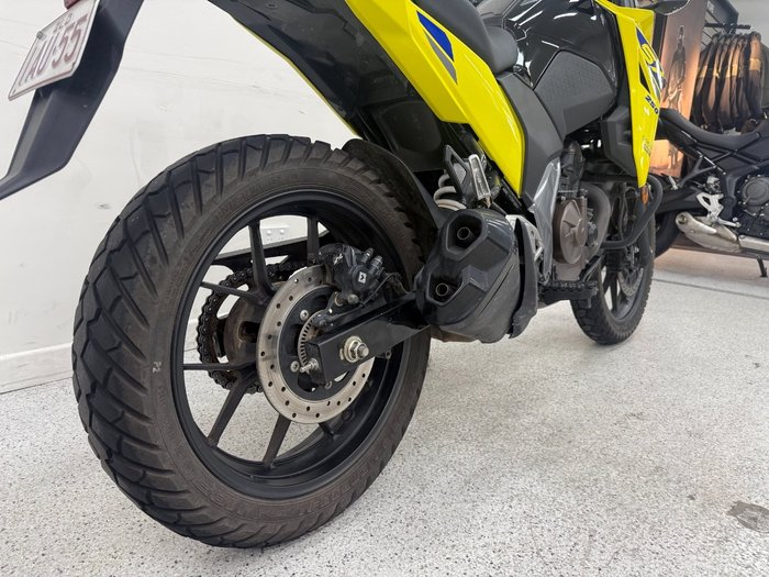 2024 Suzuki 2024 Suzuki 250CC V-STROM 250SX (DS250RLM4) Yellow