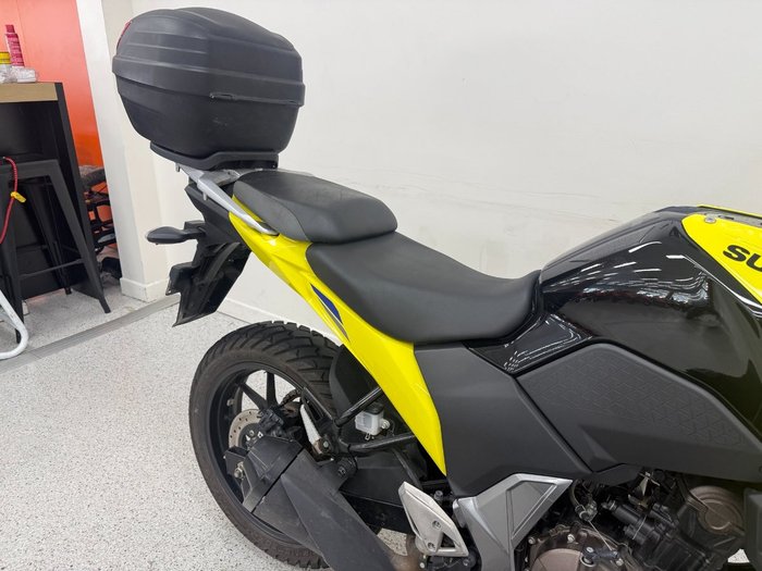 2024 Suzuki 2024 Suzuki 250CC V-STROM 250SX (DS250RLM4) Yellow