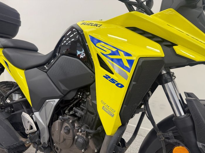 2024 Suzuki 2024 Suzuki 250CC V-STROM 250SX (DS250RLM4) Yellow