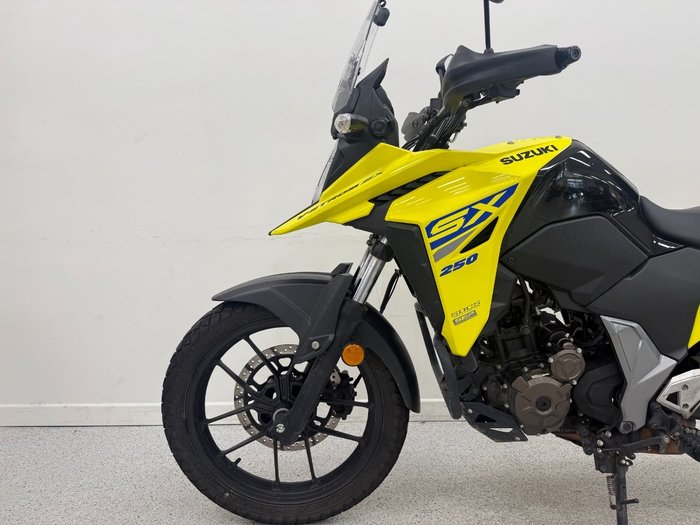 2024 Suzuki 2024 Suzuki 250CC V-STROM 250SX (DS250RLM4) Yellow