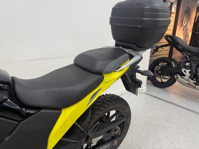 2024 Suzuki 2024 Suzuki 250CC V-STROM 250SX (DS250RLM4) Yellow