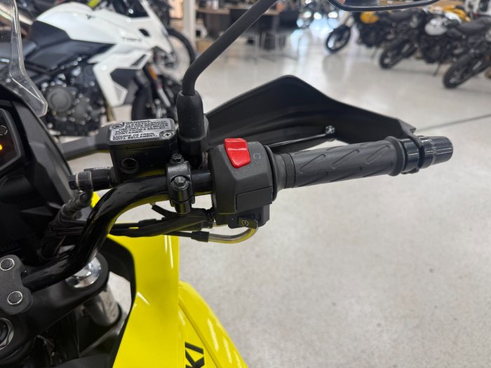 2024 Suzuki 2024 Suzuki 250CC V-STROM 250SX (DS250RLM4) Yellow