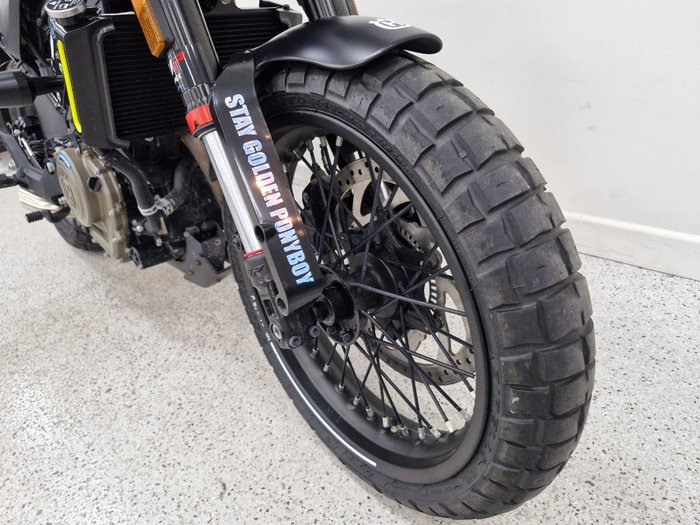 2024 HUSQVARNA SVARTPILEN 401 Black