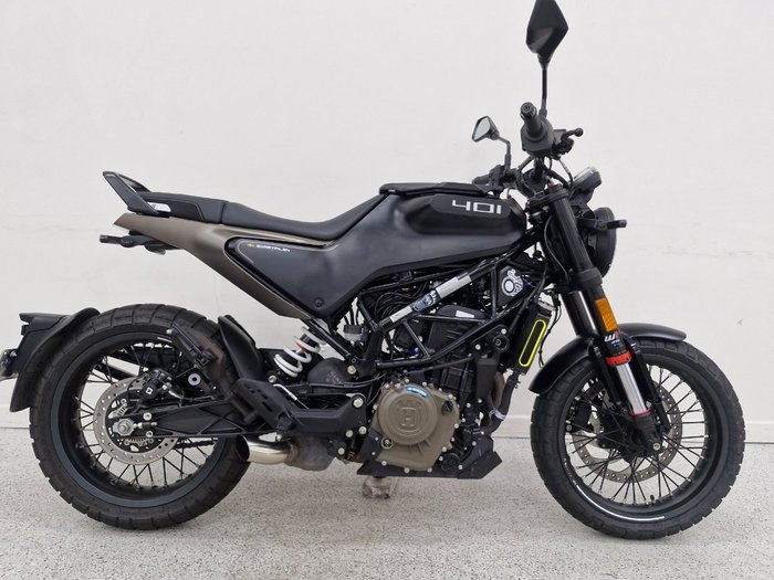 2024 HUSQVARNA SVARTPILEN 401 Black