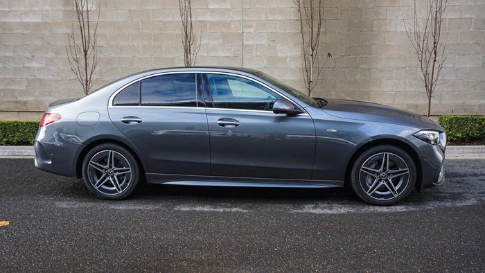 2025 Mercedes-Benz C-Class