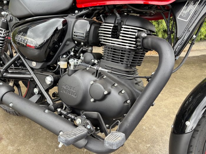 2024 Royal Enfield METEOR 350 FIREBALL Red