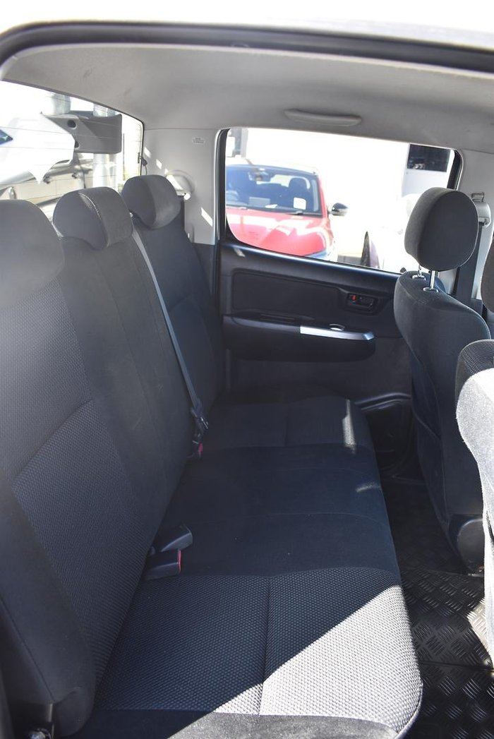 2014 Toyota Hilux SR5