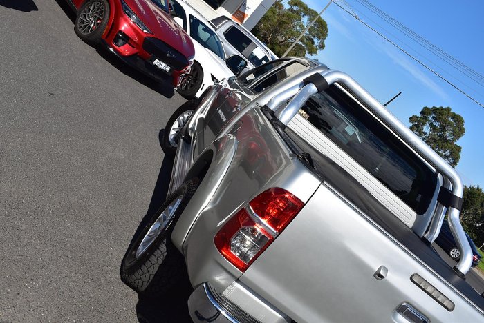 2014 Toyota Hilux SR5