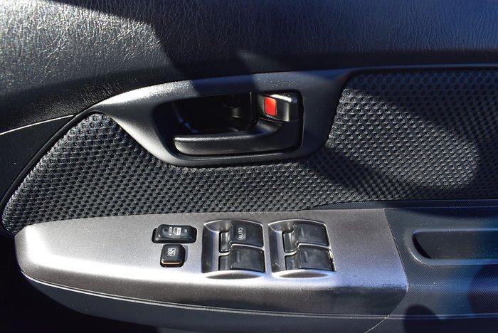 2014 Toyota Hilux SR5