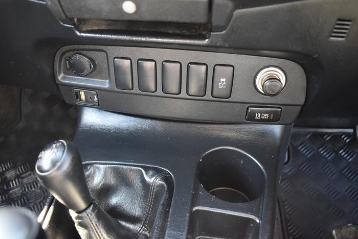 2014 Toyota Hilux SR5