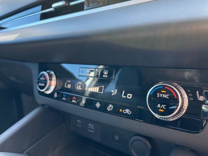 2000 Mitsubishi Outlander
