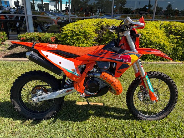 2025 Ktm 300 EXC CHAMPIONS EDITION Orange