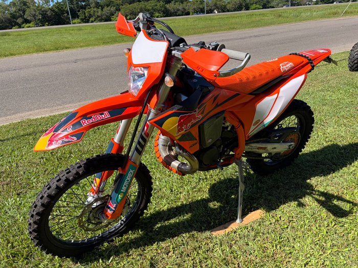 2025 Ktm 300 EXC CHAMPIONS EDITION Orange
