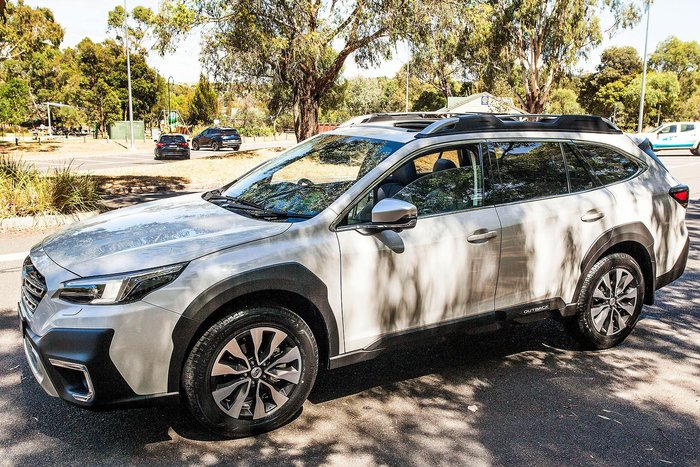 2025 Subaru Outback AWD Touring XT
