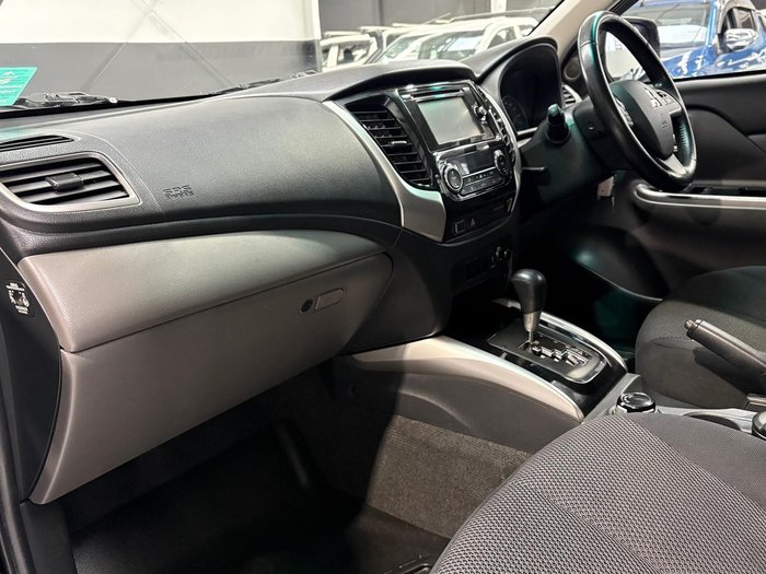 2015 Mitsubishi Triton GLS