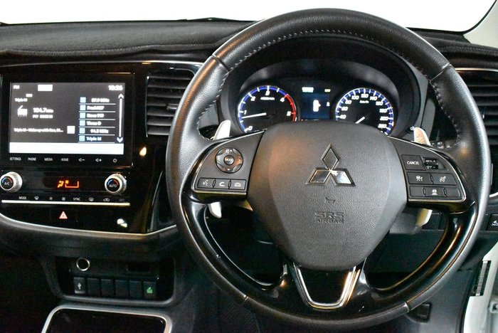 2020 Mitsubishi Outlander LS