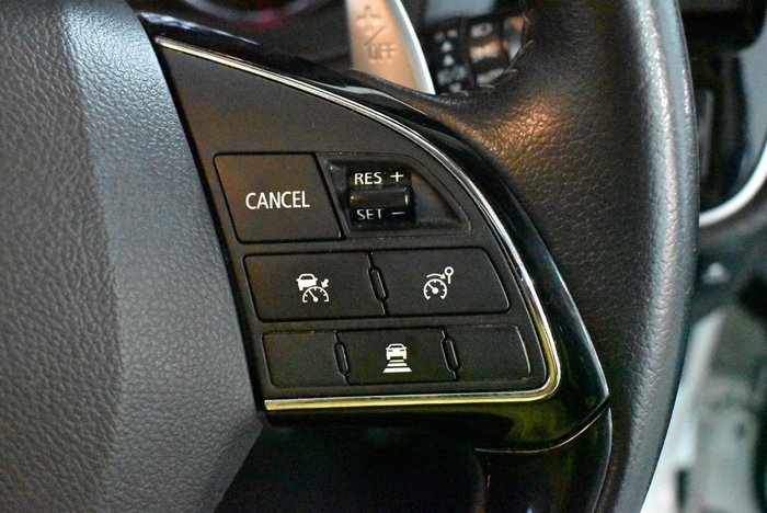 2020 Mitsubishi Outlander LS