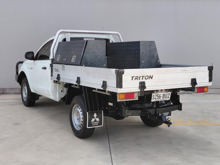 2017 Mitsubishi Triton GLX MQ MY18 4X4 Dual Range White