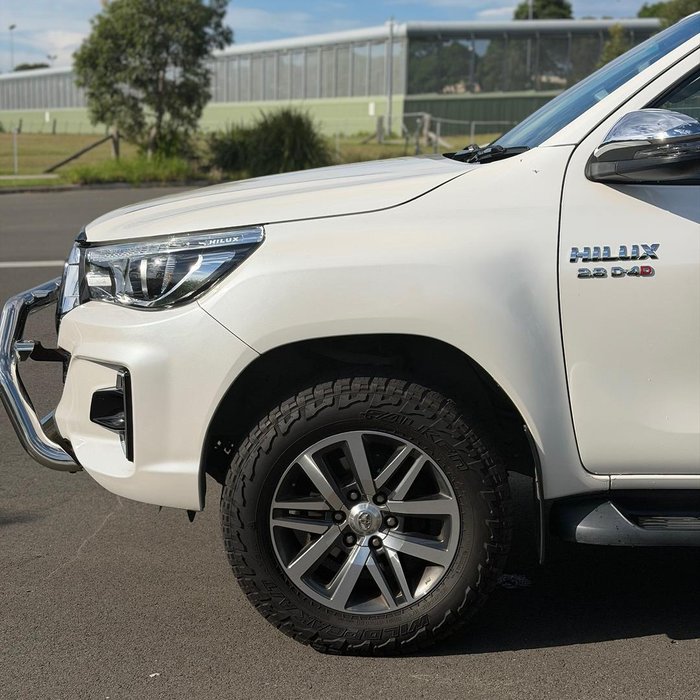 2019 Toyota Hilux SR5