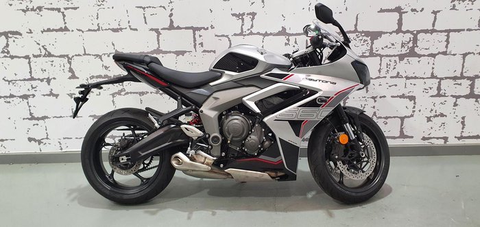 2026 Triumph Daytona 660 LAMS Daytona Silver