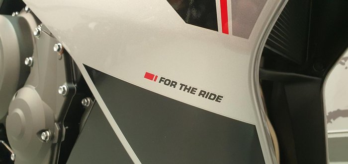 2026 Triumph Daytona 660 LAMS Daytona Silver